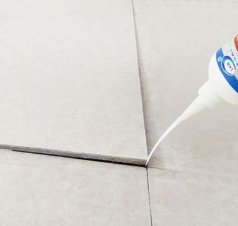科尔沁瓷砖空鼓维修公司分享卫生间瓷砖脱落的原因可能有以下几点